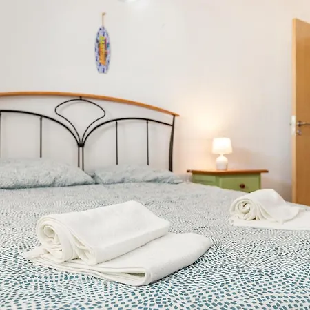 3 Bedroom - Montechoro Apartment Albufeira